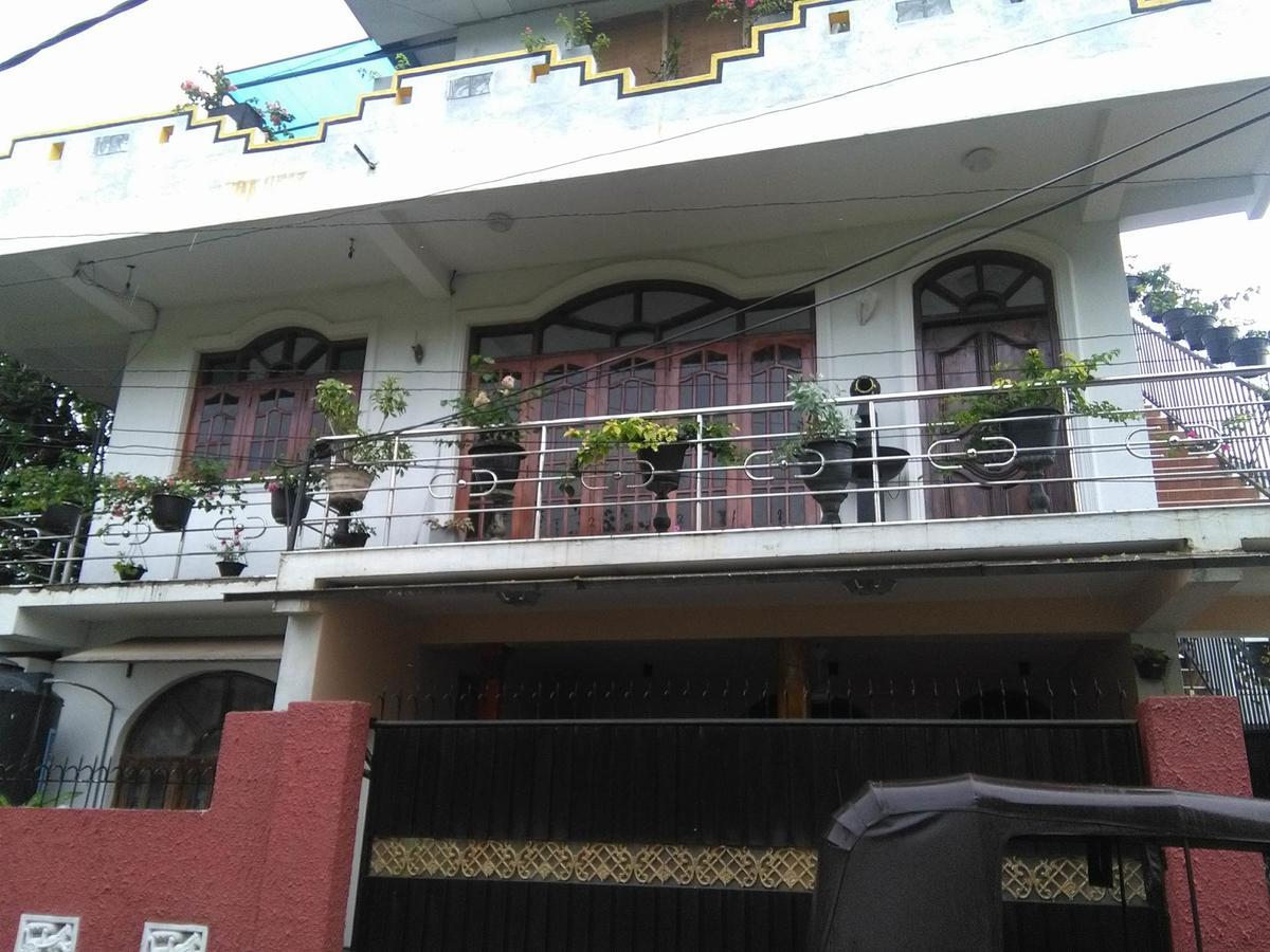 Daffon Guest House Negombo Esterno foto
